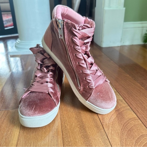 Epicc Brand Fabrics snaekers color pink  style boots like new size 6.5 - Picture 11 of 11